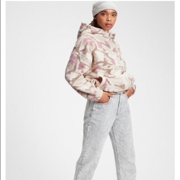 Gap Sherpa Half-Zip Hoodie - Picture 4 of 4